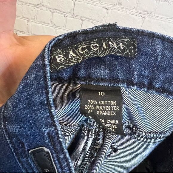 Baccini Dark Wash Skinny Jeans size 10 - Picture 9 of 9